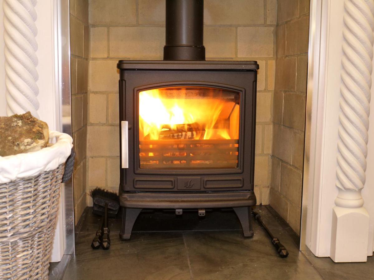 Cosy Stone Cottage, The Bungalow Perrotts Brook Cirencester Exterior foto