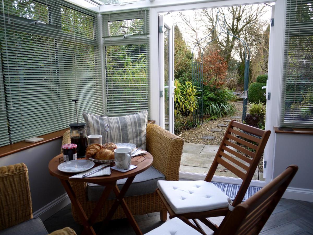 Cosy Stone Cottage, The Bungalow Perrotts Brook Cirencester Exterior foto