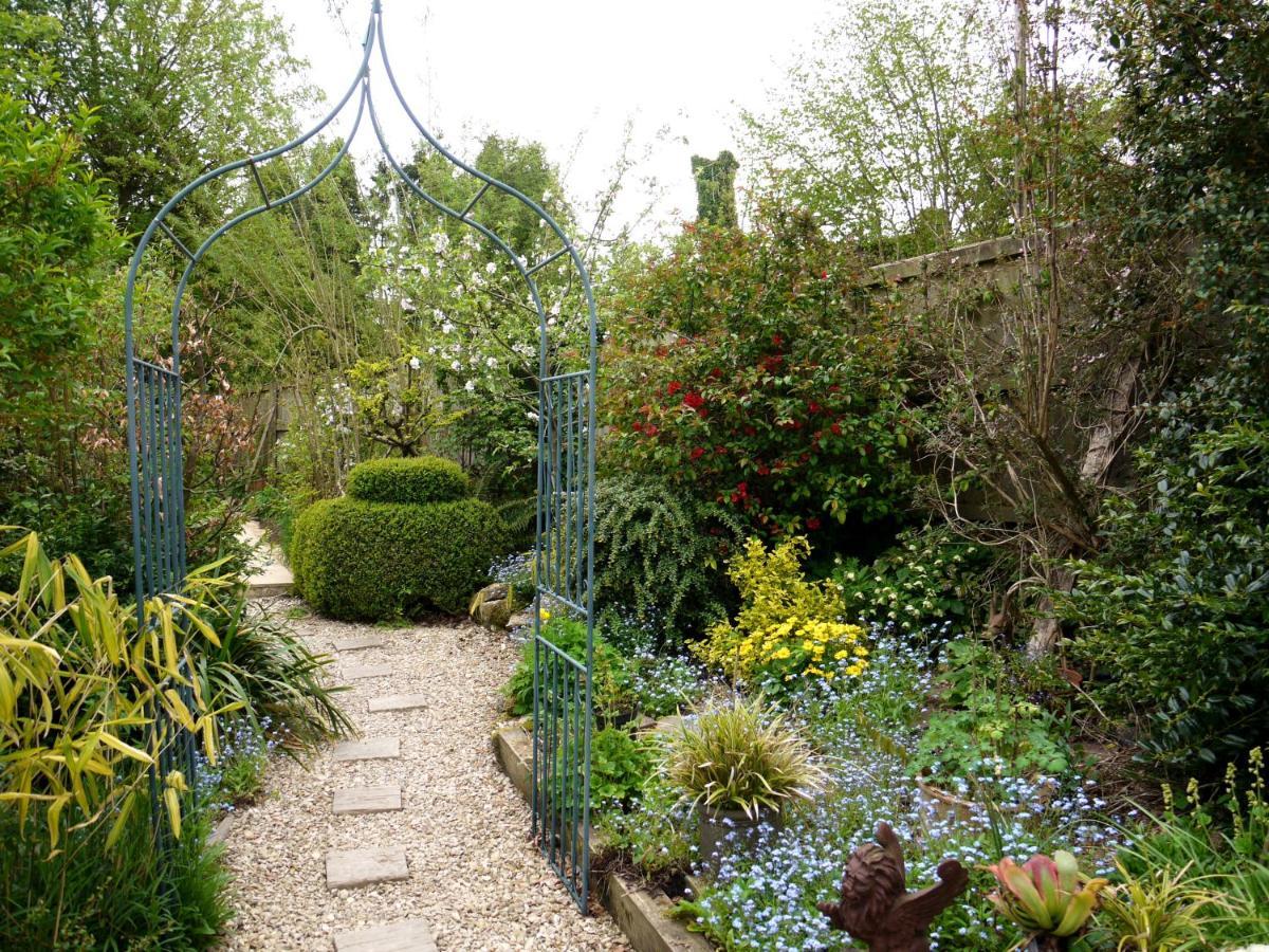 Cosy Stone Cottage, The Bungalow Perrotts Brook Cirencester Exterior foto