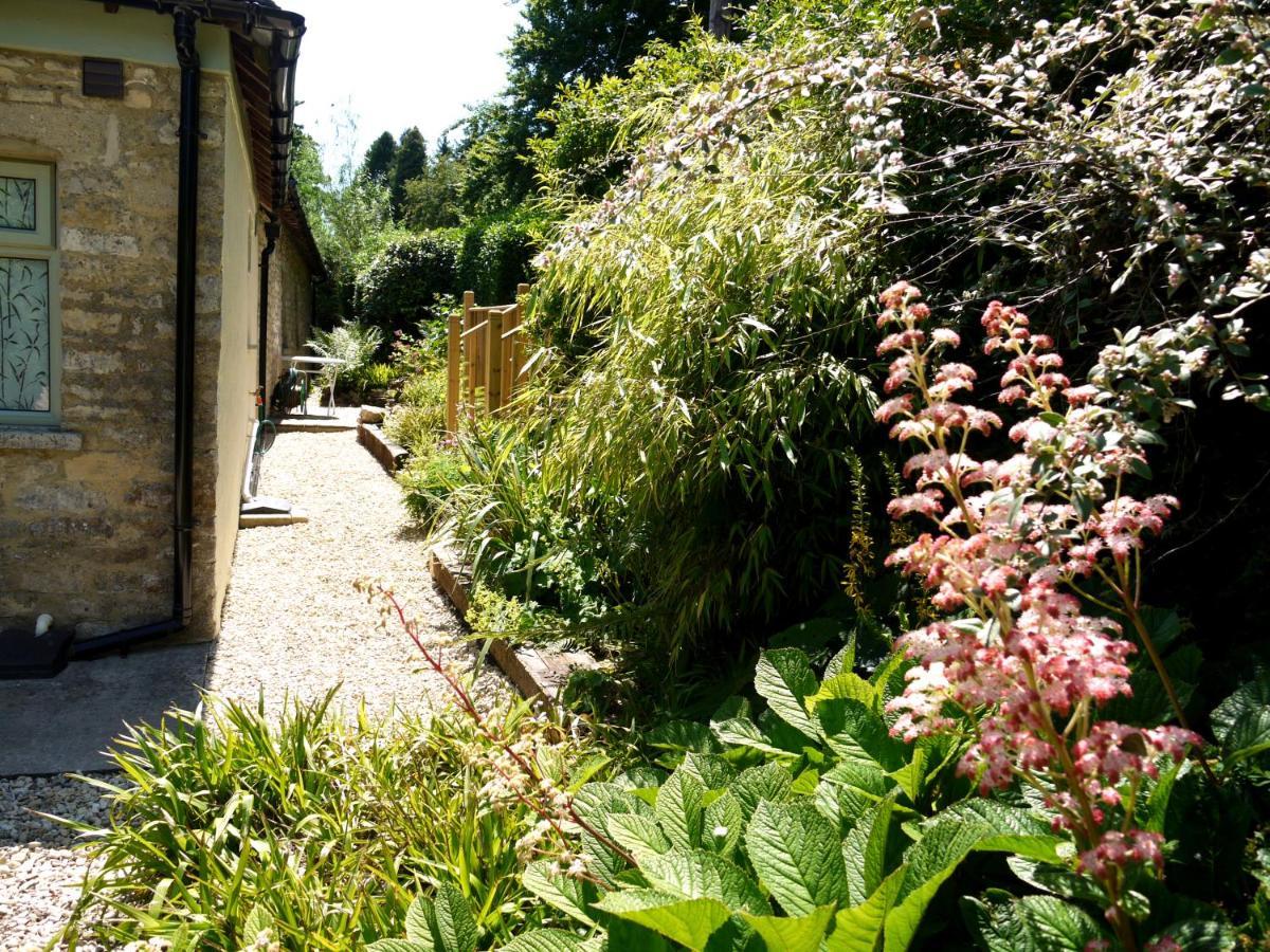 Cosy Stone Cottage, The Bungalow Perrotts Brook Cirencester Exterior foto