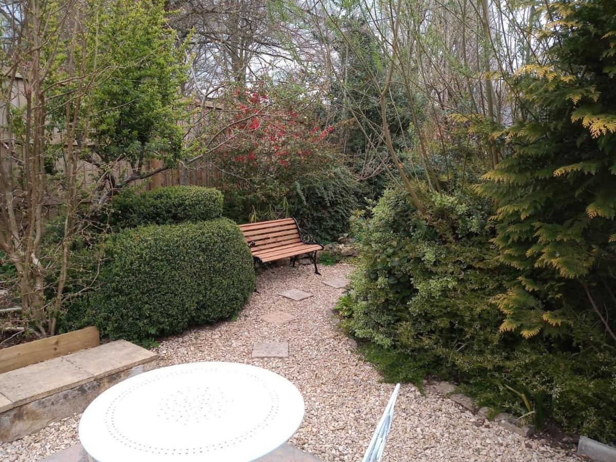 Cosy Stone Cottage, The Bungalow Perrotts Brook Cirencester Exterior foto